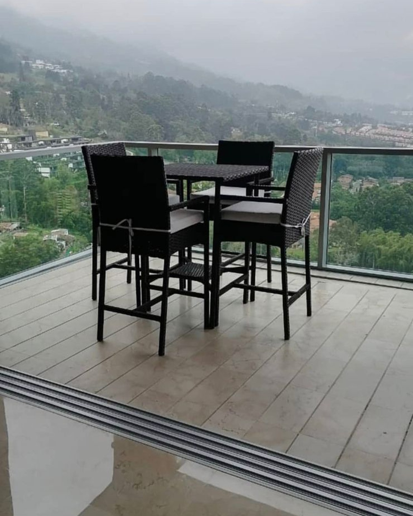 Comedor Alto Balcón