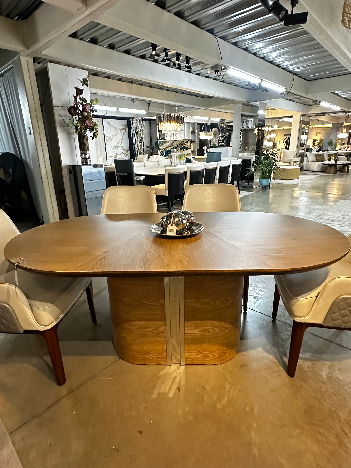 Comedor Ovale